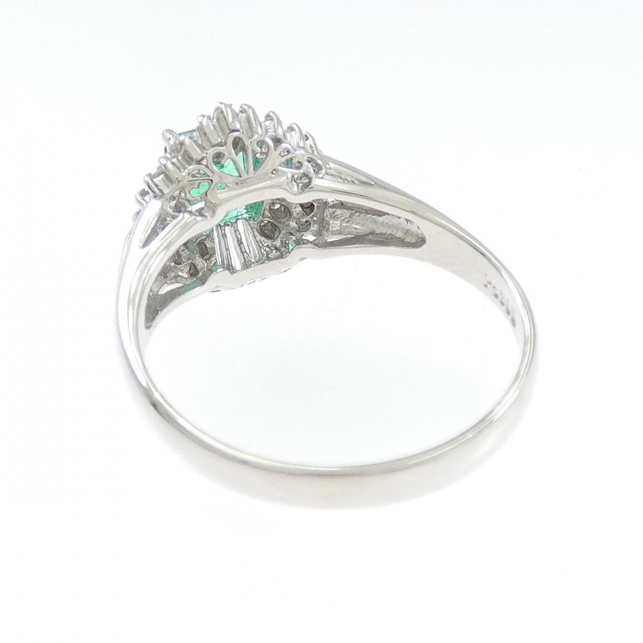 PT900 エメラルド リング 0.39CT
