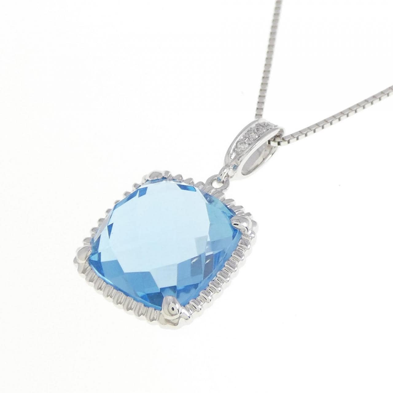 K18WG blue Topaz necklace 6.47CT