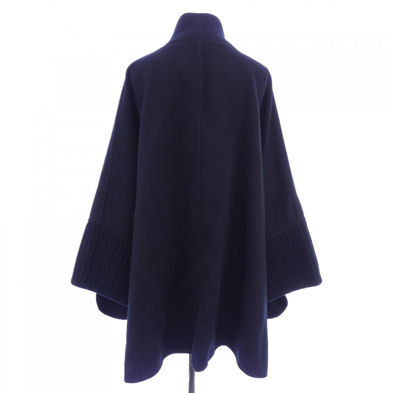 マンツォーニ24 MANZONI24 ケープ