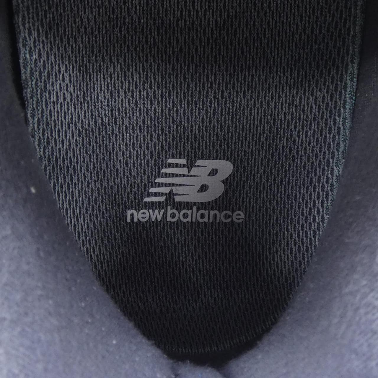 ニューバランス NEW BALANCE M2002RWB スニーカー