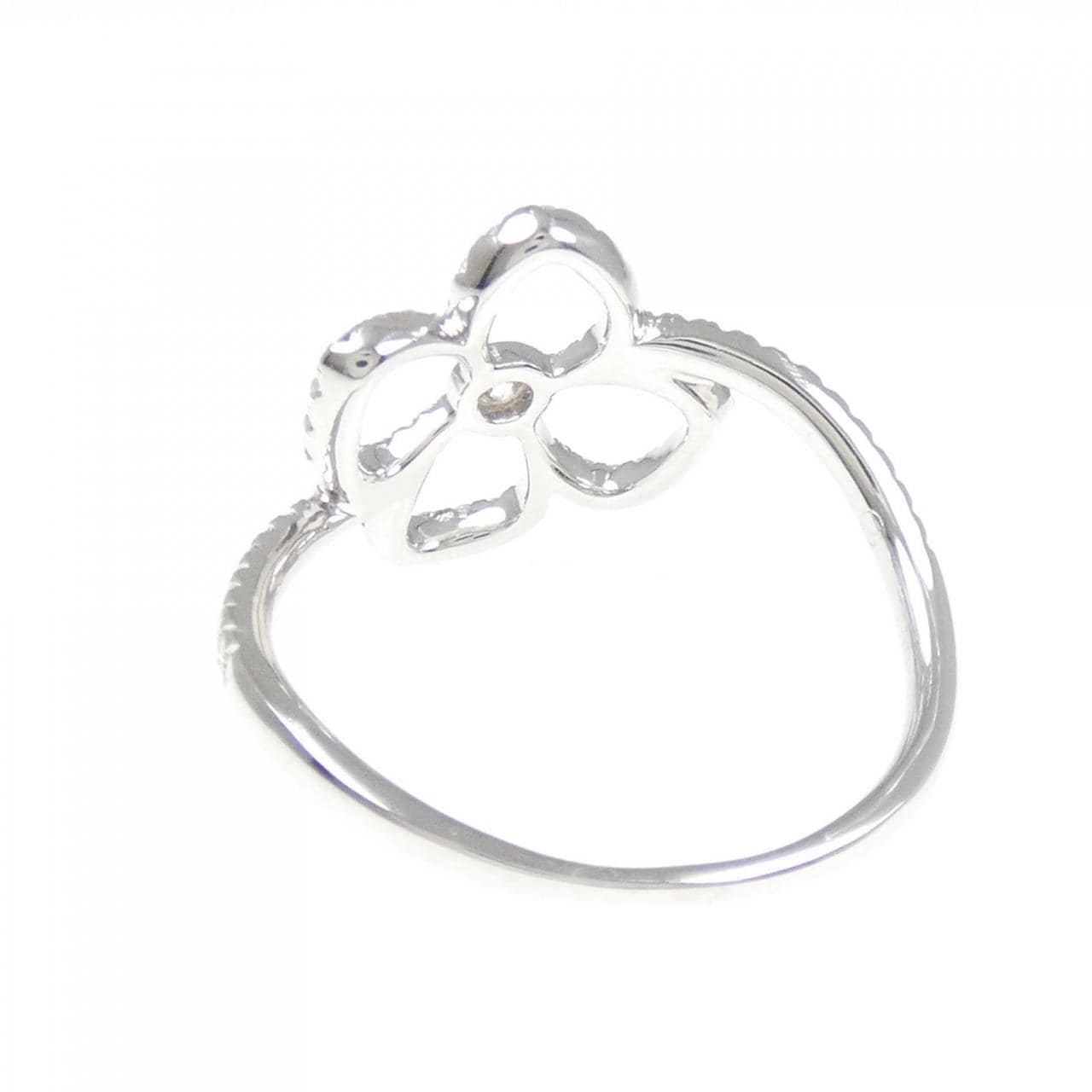 750WG フラワー ダイヤモンド リング 0.05CT