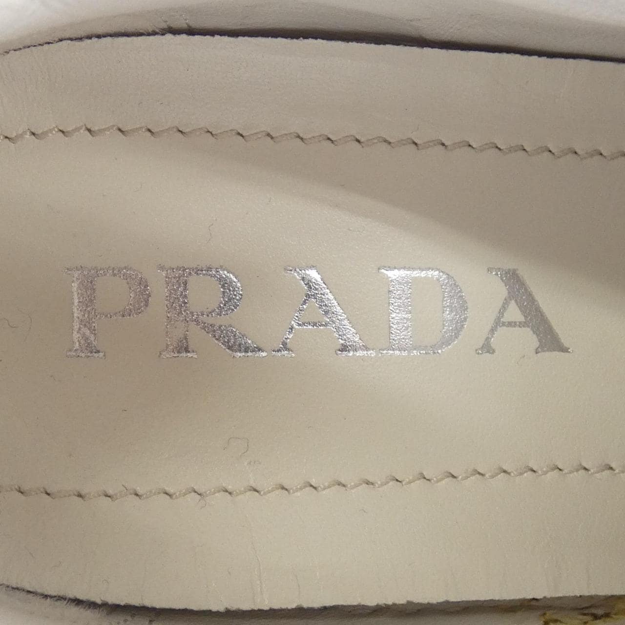 プラダ PRADA 779 スニーカー