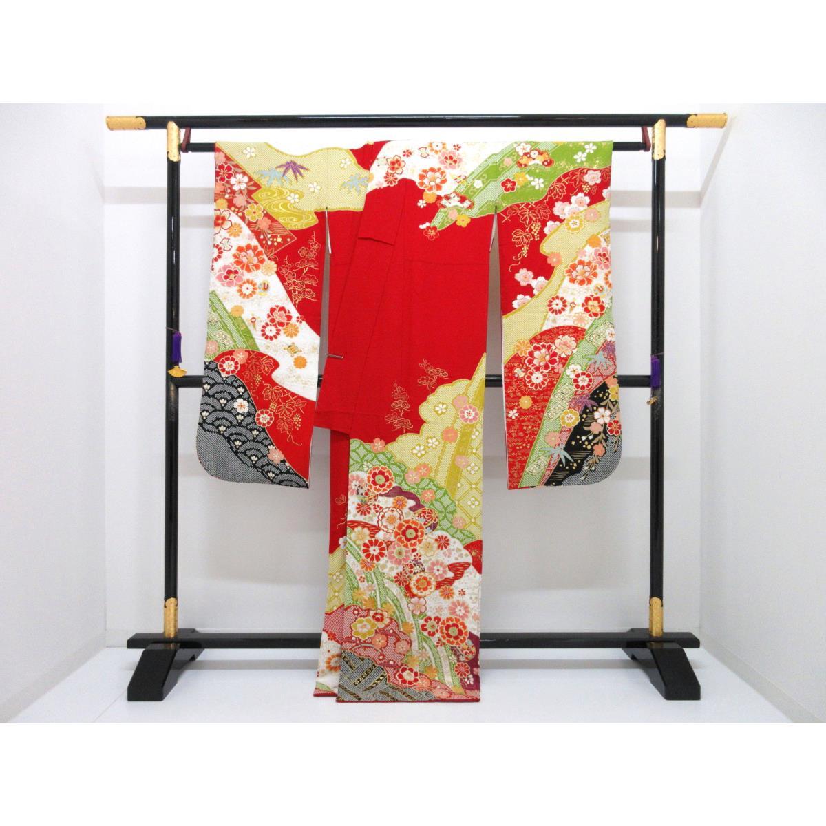 振袖　友禅金彩加工　刺繍入り絞り入り