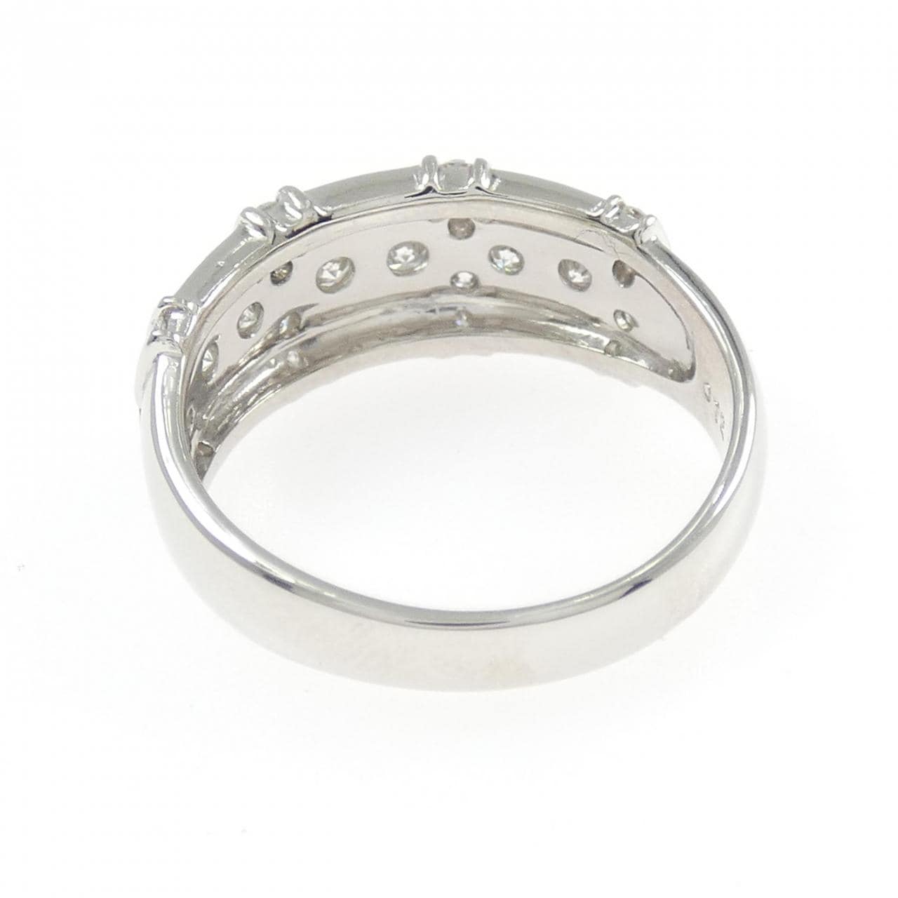 PT900 ダイヤモンド リング 0.72CT
