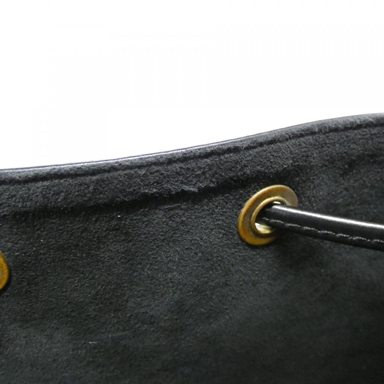 ルイヴィトン エピ プチ ノエ M44102 ショルダーバッグ