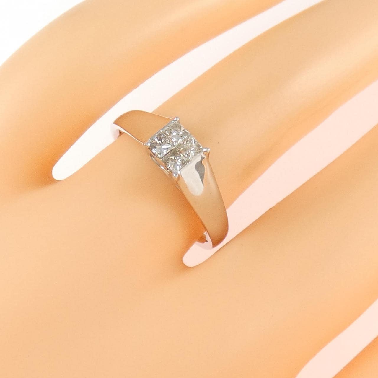 K18WG ダイヤモンド リング 0.30CT