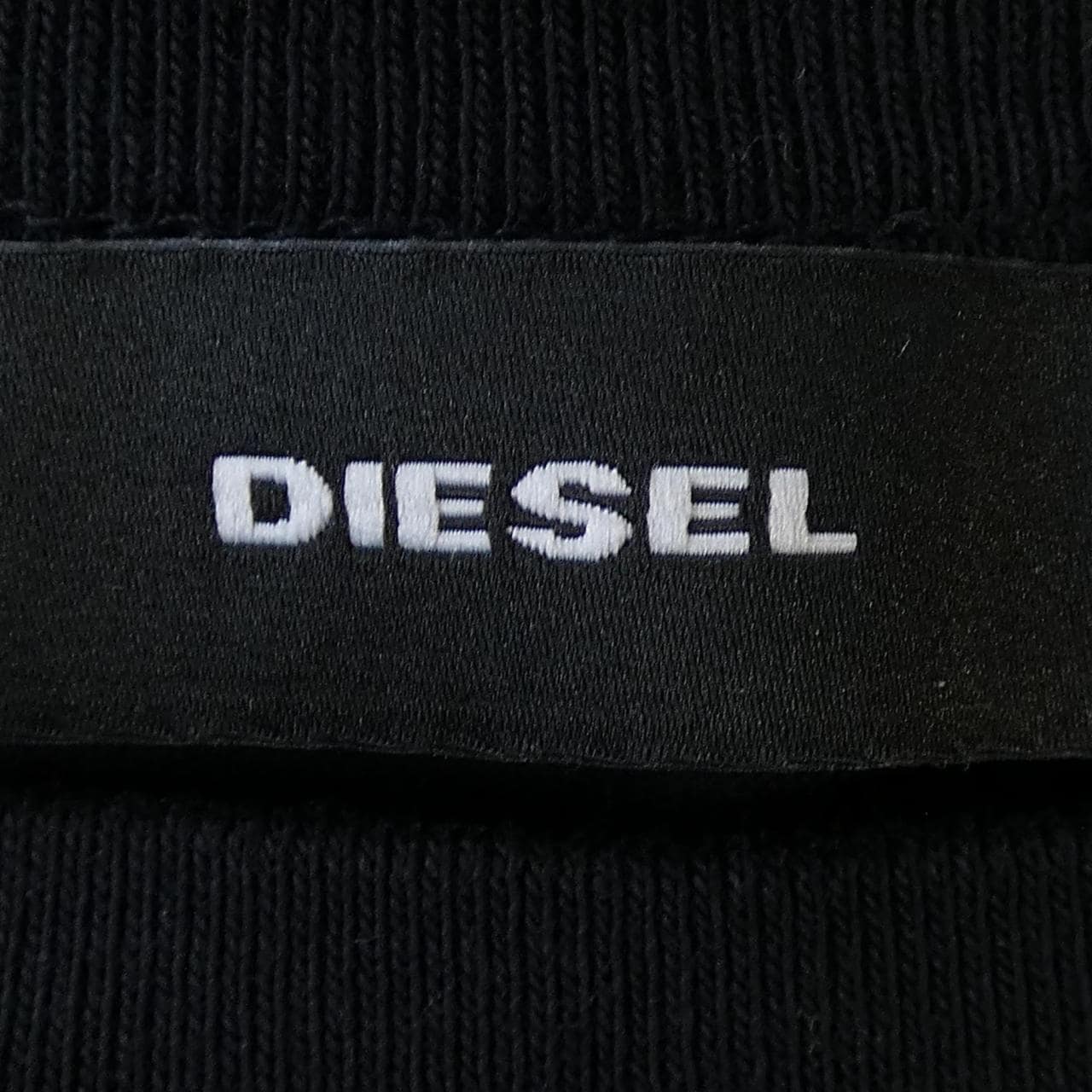 ディーゼル DIESEL Tシャツ