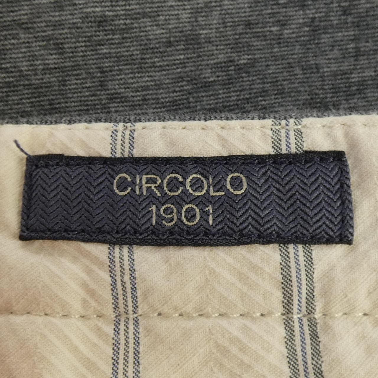 チルコロ 1901 CIRCOLO 1901 パンツ