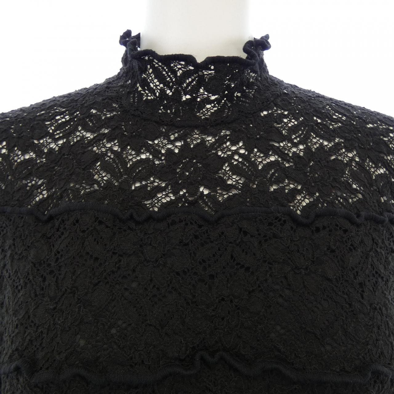 ユキトリイ YUKI TORII トップス