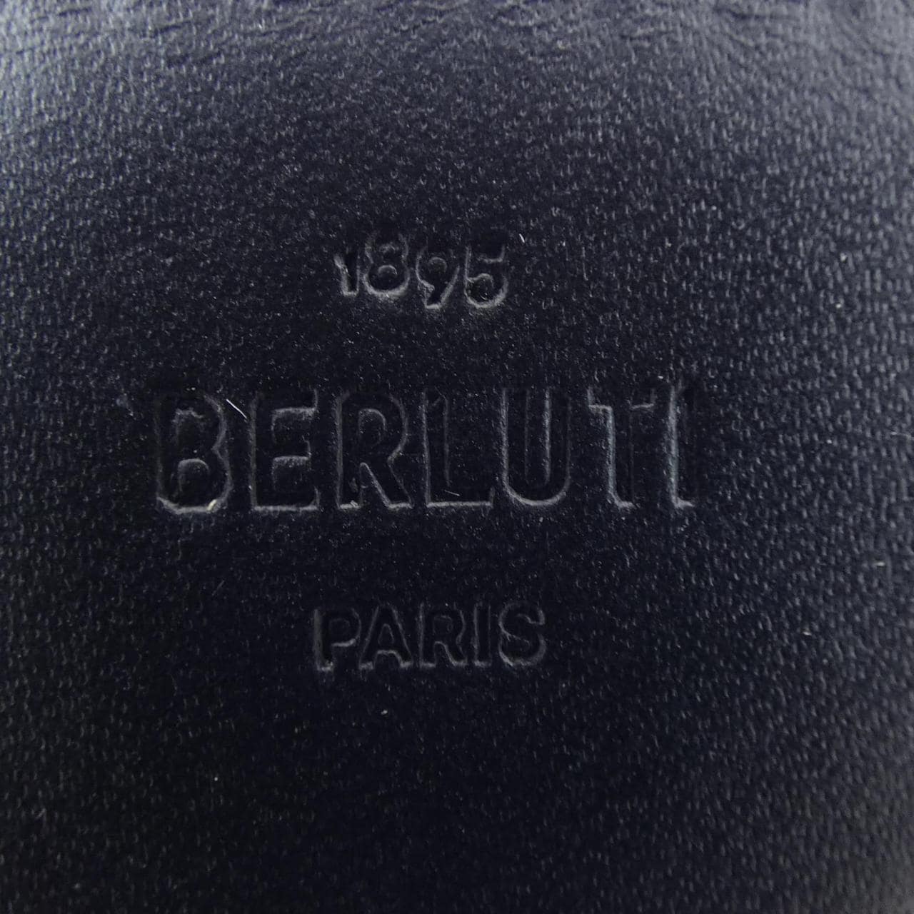 ベルルッティ Berluti インブイアスクリットレザーカードホルダー CARD CASE