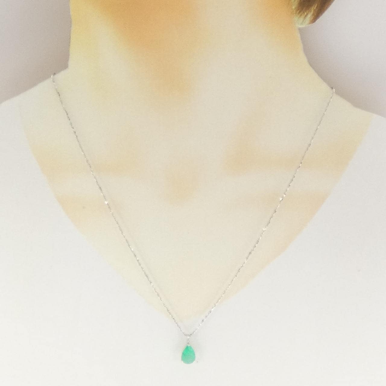 K18WG/PT850 エメラルド ネックレス 1.84CT