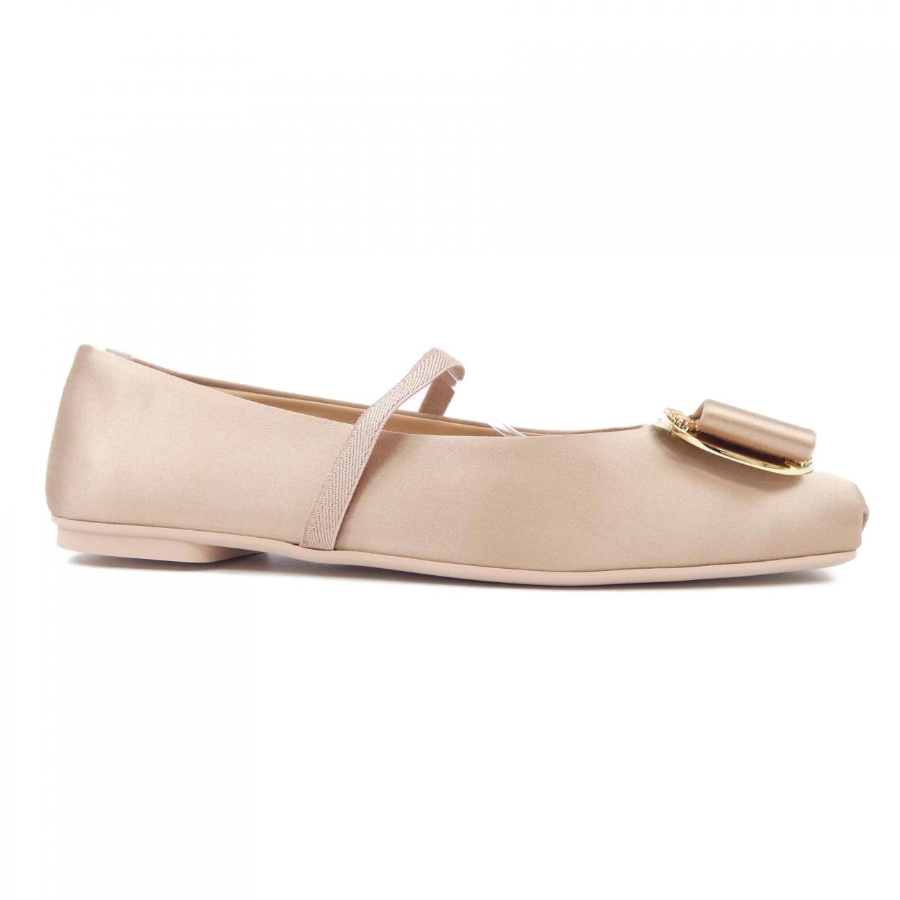 FERRAGAMO平底鞋