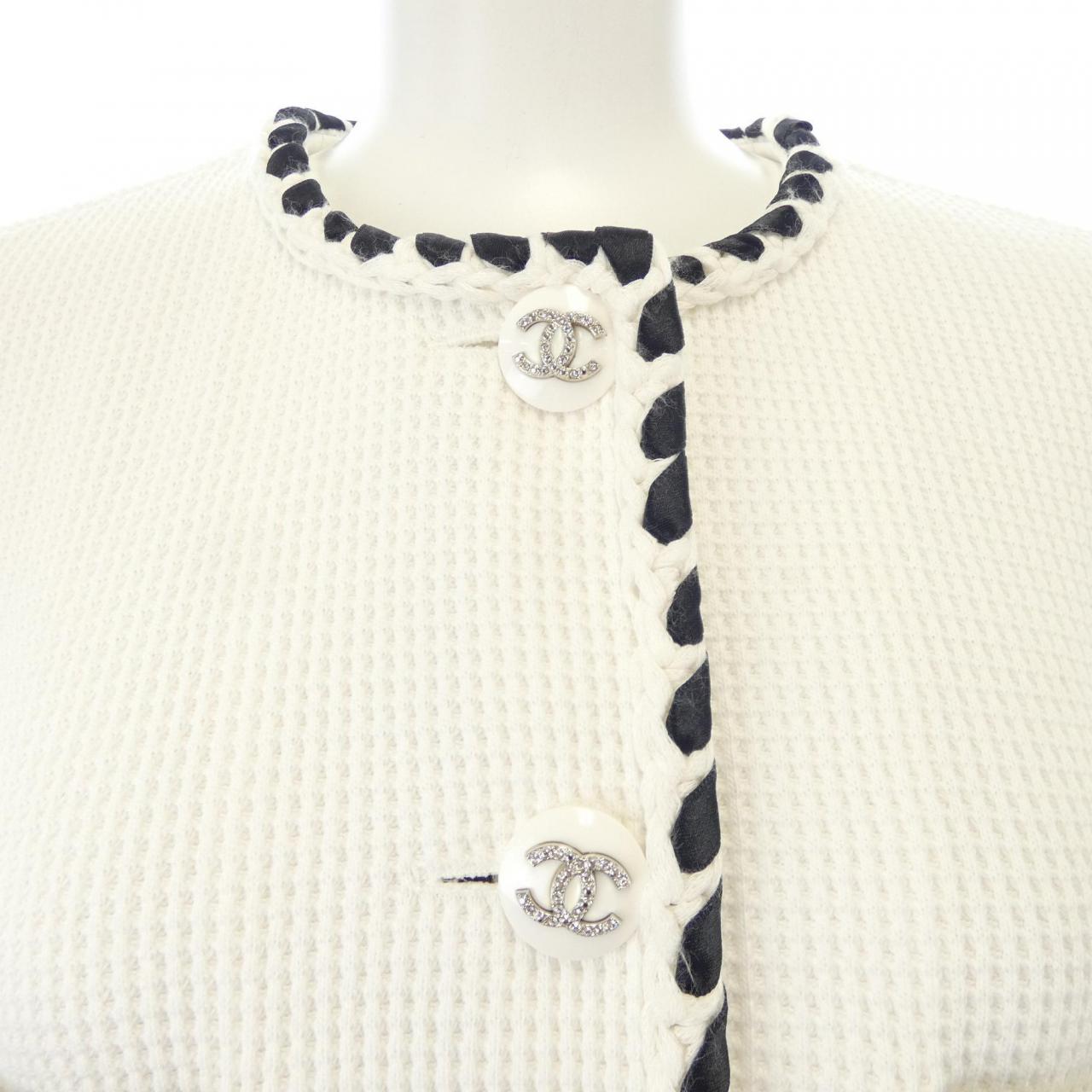 シャネル CHANEL P70028V60820 21C ノーカラージャケット