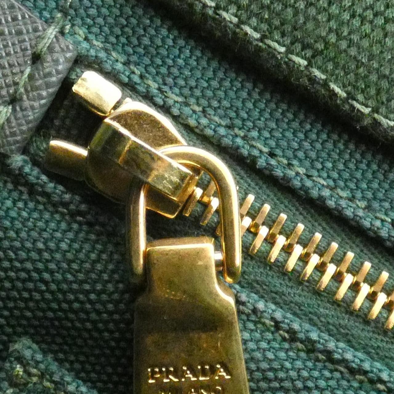 プラダ B1877G バッグ