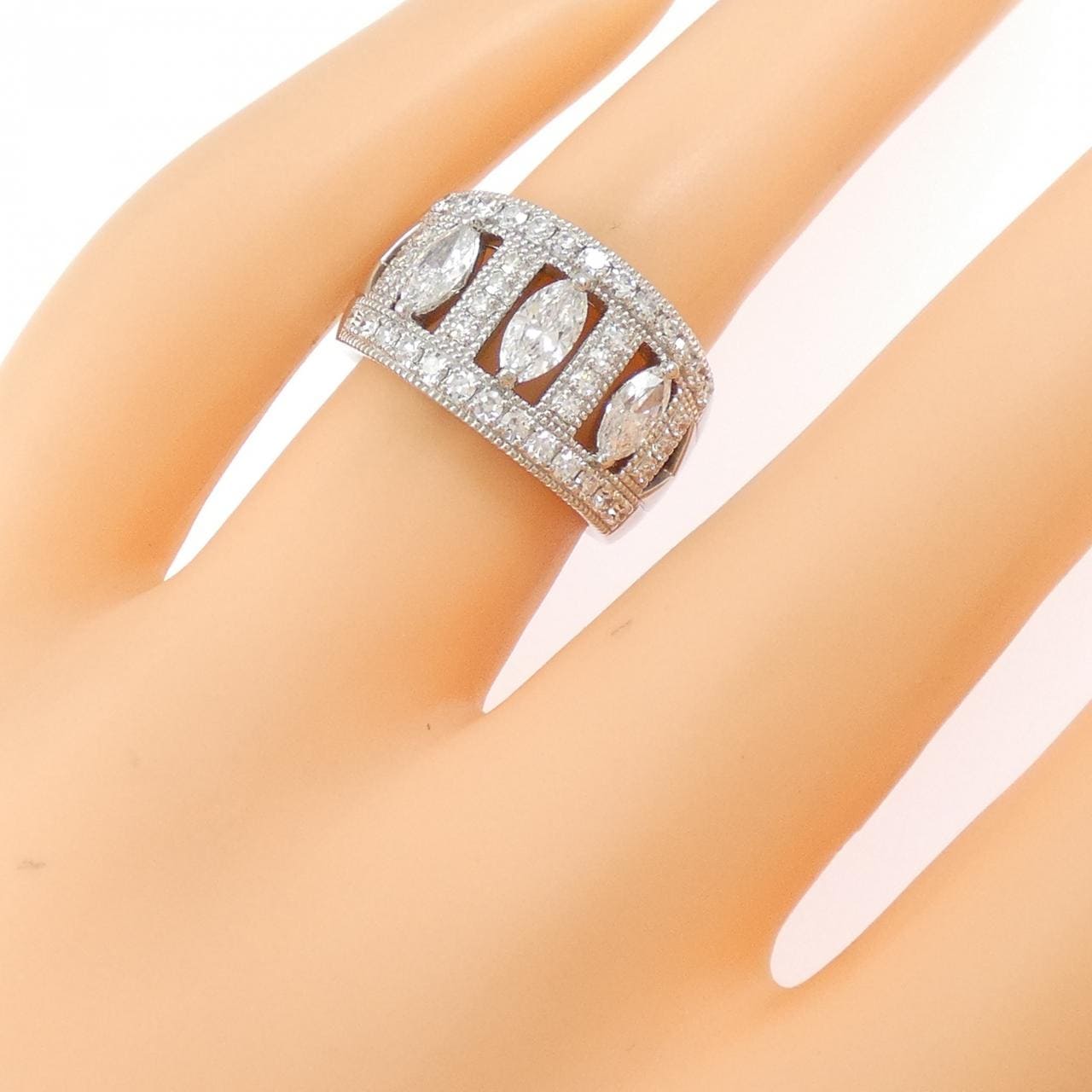 スワ ダイヤモンド リング