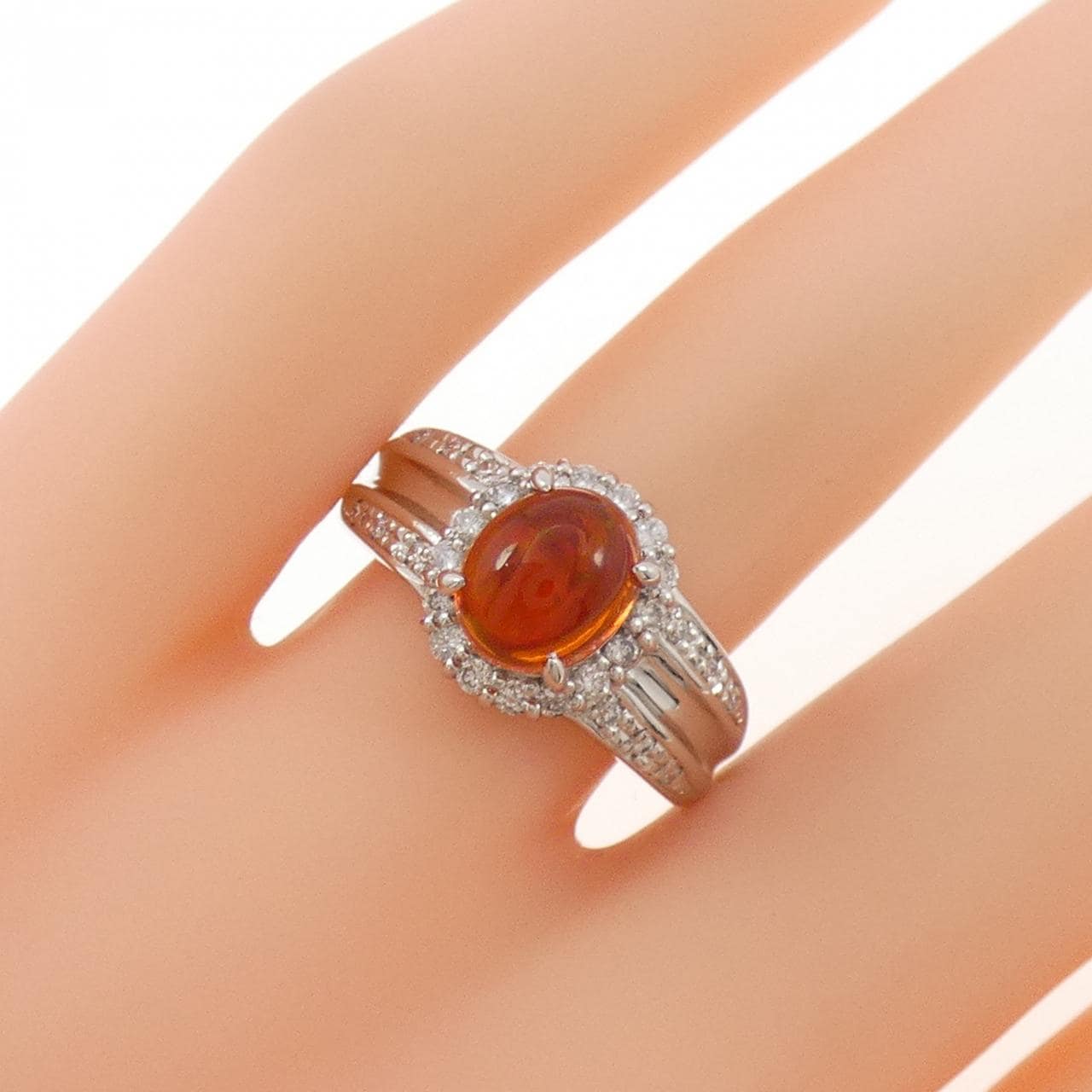 PT900 OPAL Ring 1.32 CT