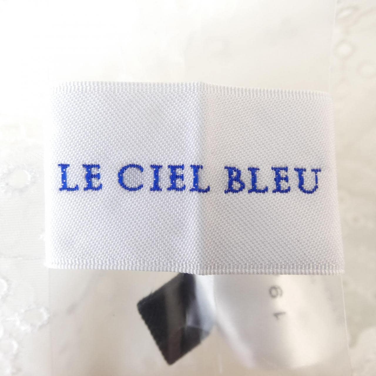 ルシェルブルー LE CIEL BLEU トップス