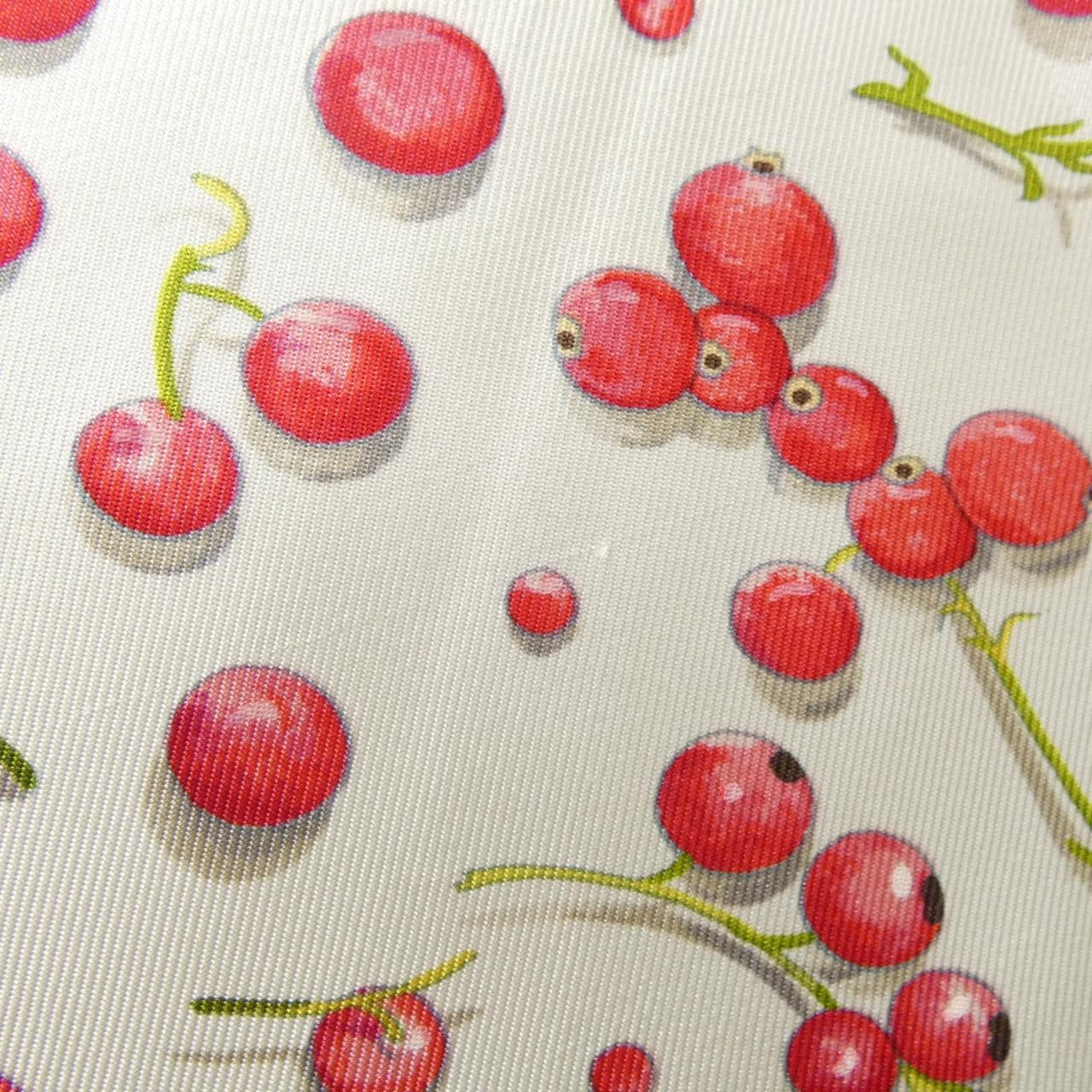 エルメス RED BERRIES カレ スカーフ