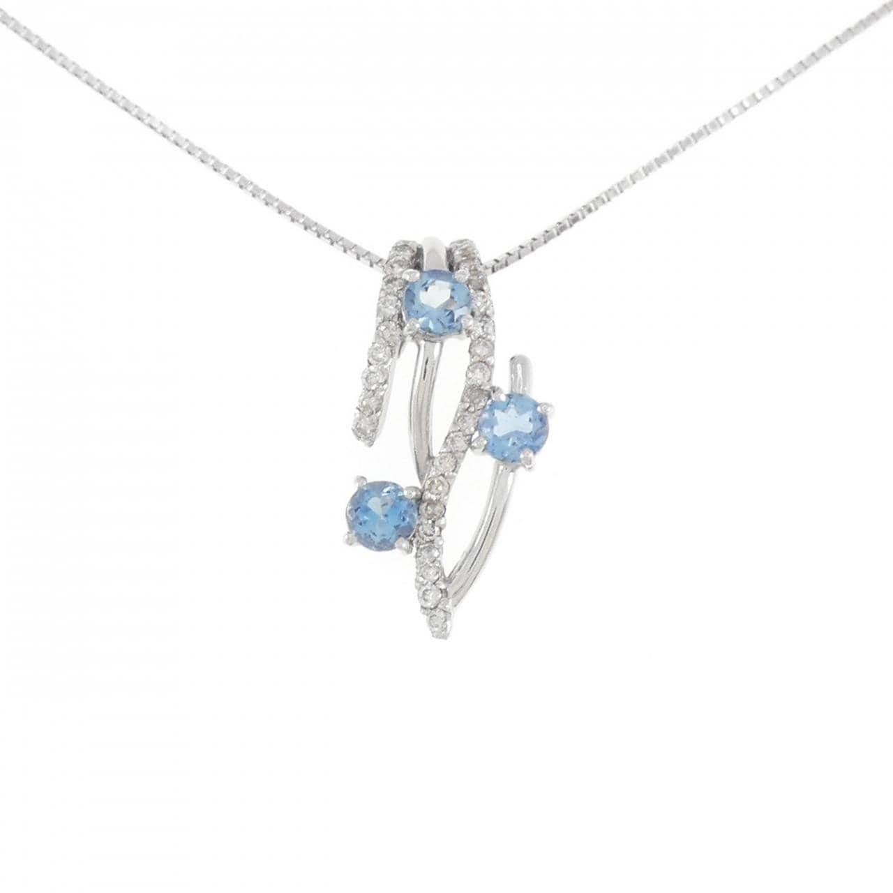 K18WG Aquamarine necklace 0.48CT