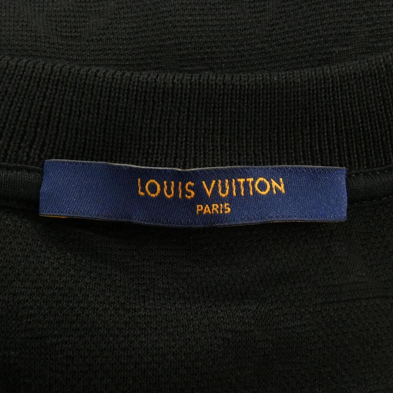 ルイヴィトン LOUIS VUITTON シグネチャー3DポケットモノグラムTシャツ HIY49WTCL Tシャツ