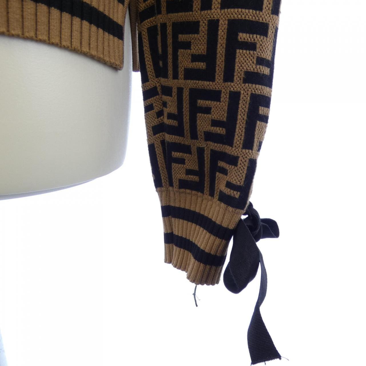 フェンディ FENDI FZY675 A1DS トップス