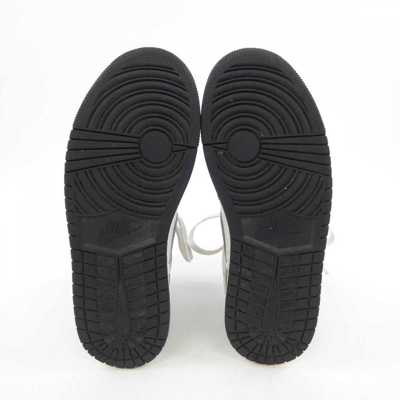 ナイキ NIKE DZ5485-051 スニーカー