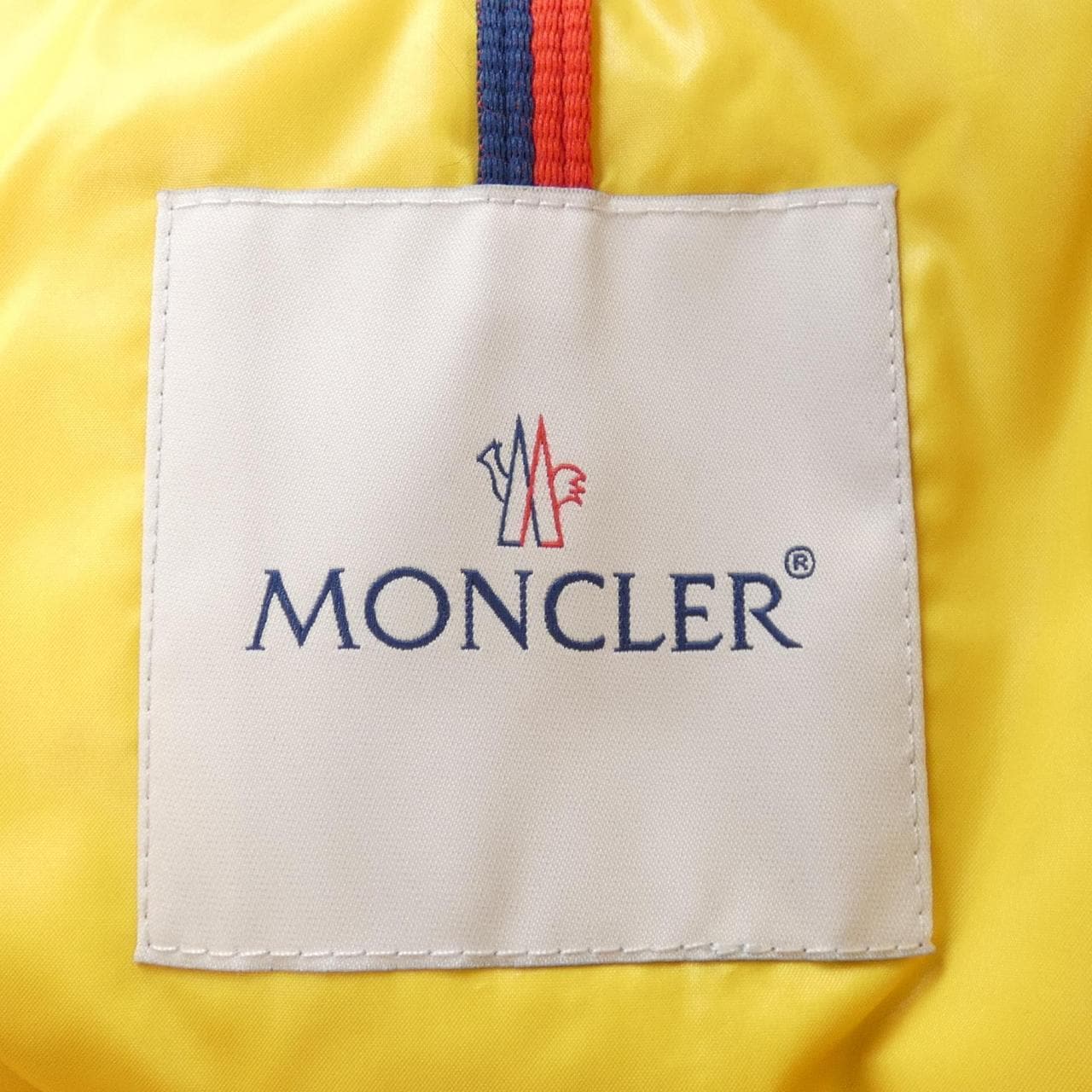 モンクレール MONCLER ダウンジャケット