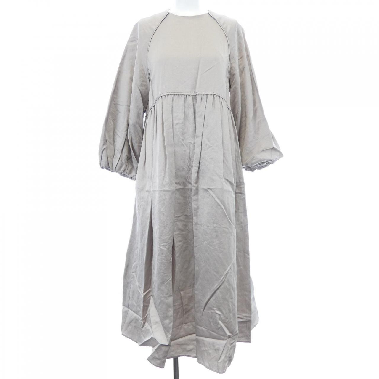 ミラオーウェン MILA OWEN ワンピース