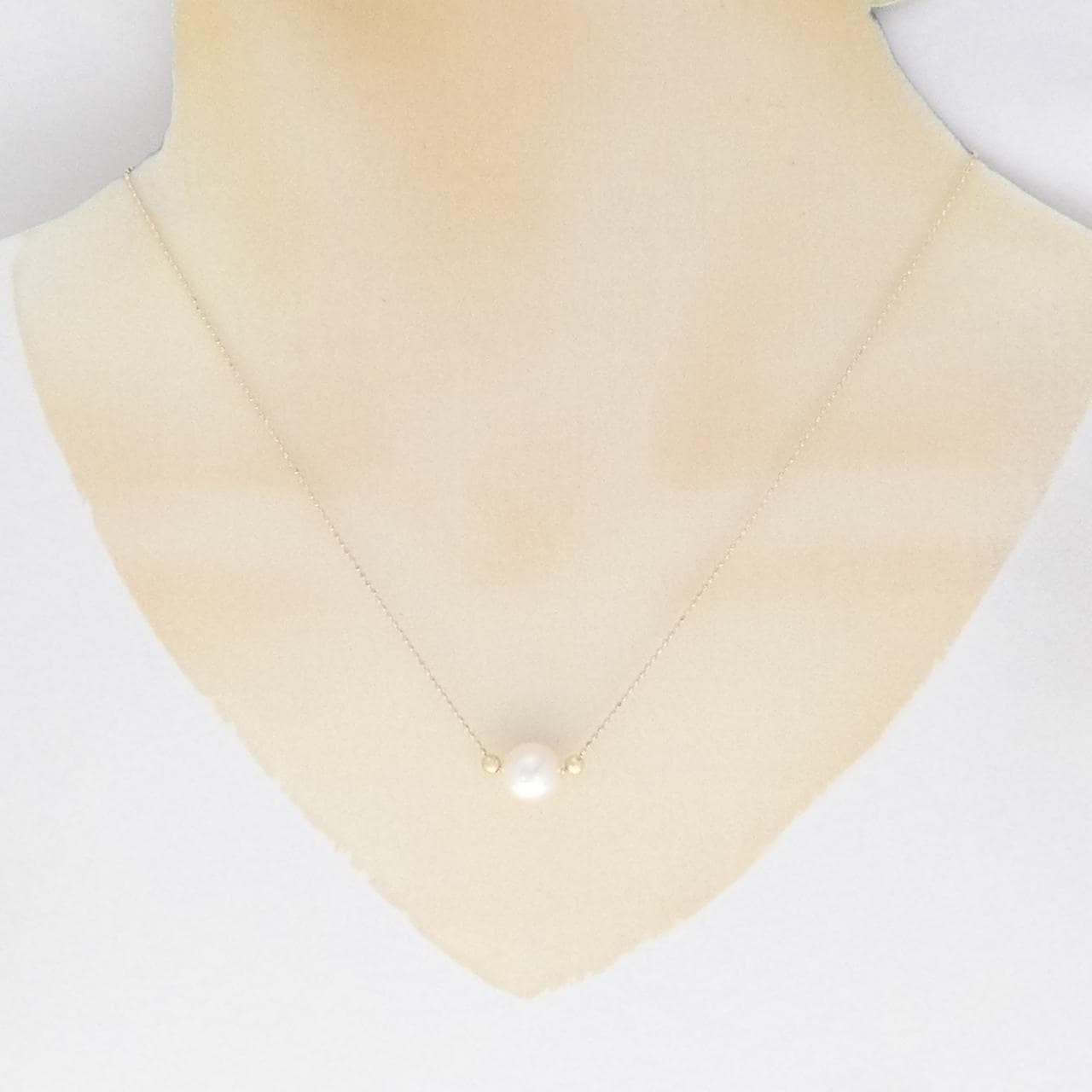 K10YG Akoya pearl necklace 8.7mm