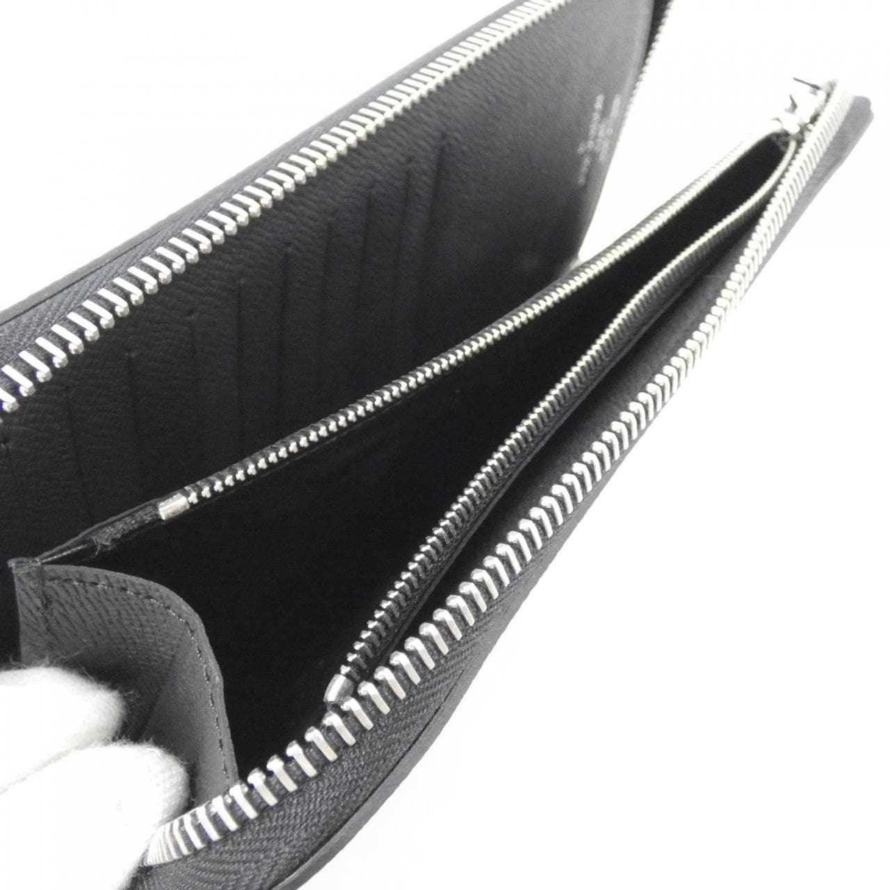 ルイヴィトン タイガ ジッピー ウォレット ヴェルティカル M30503 財布