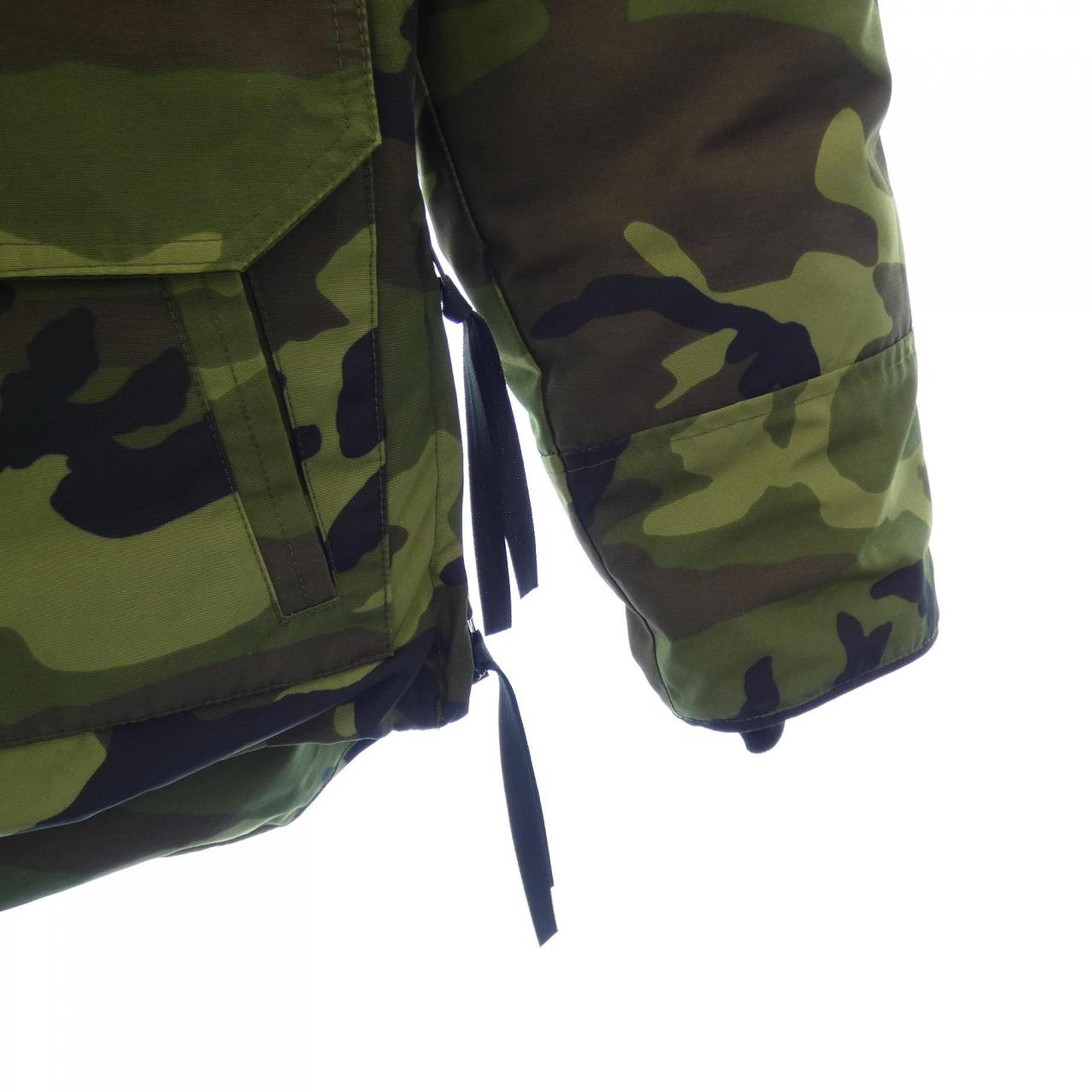 Canada goose CANADA GOOSE down jacket