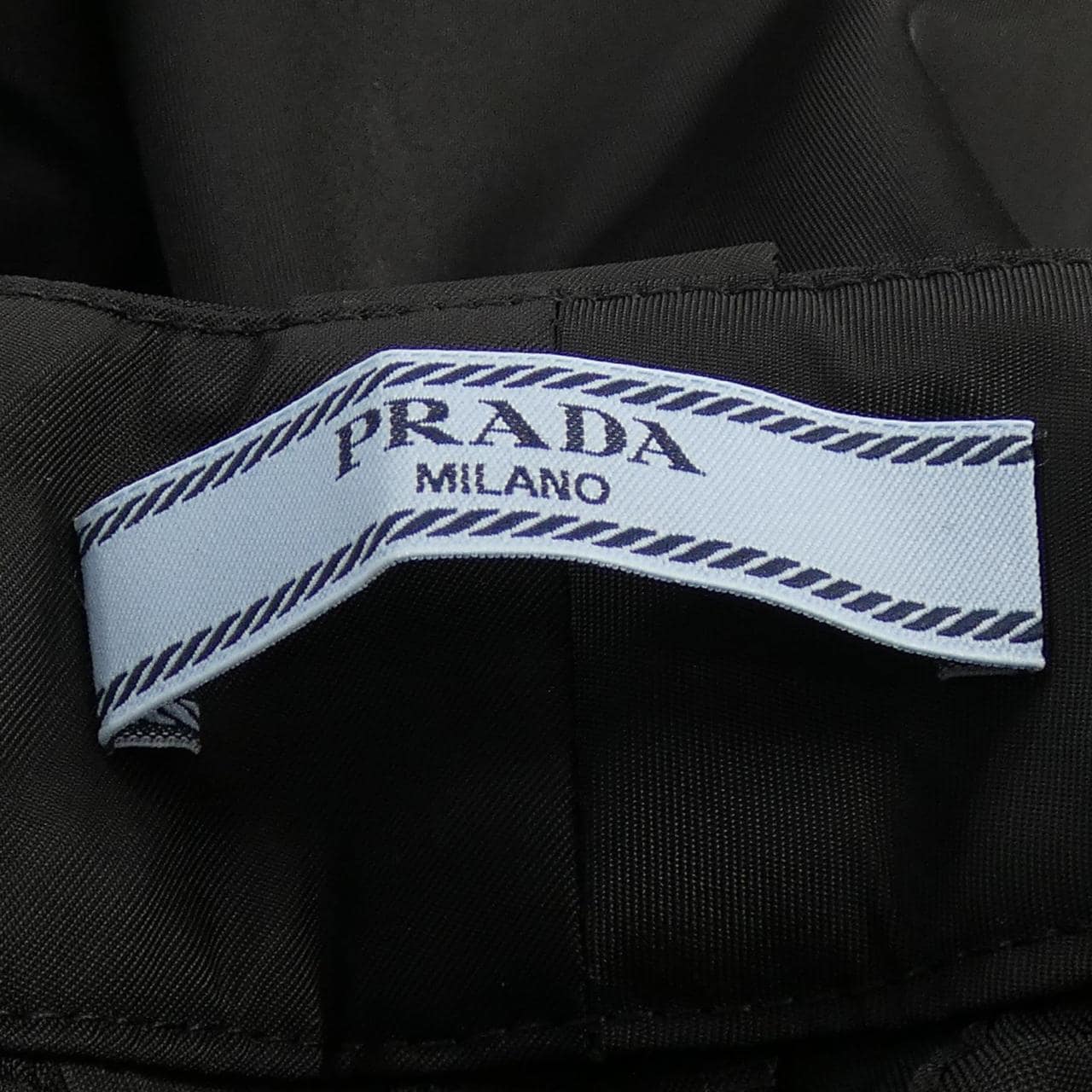 プラダ PRADA ショートパンツ