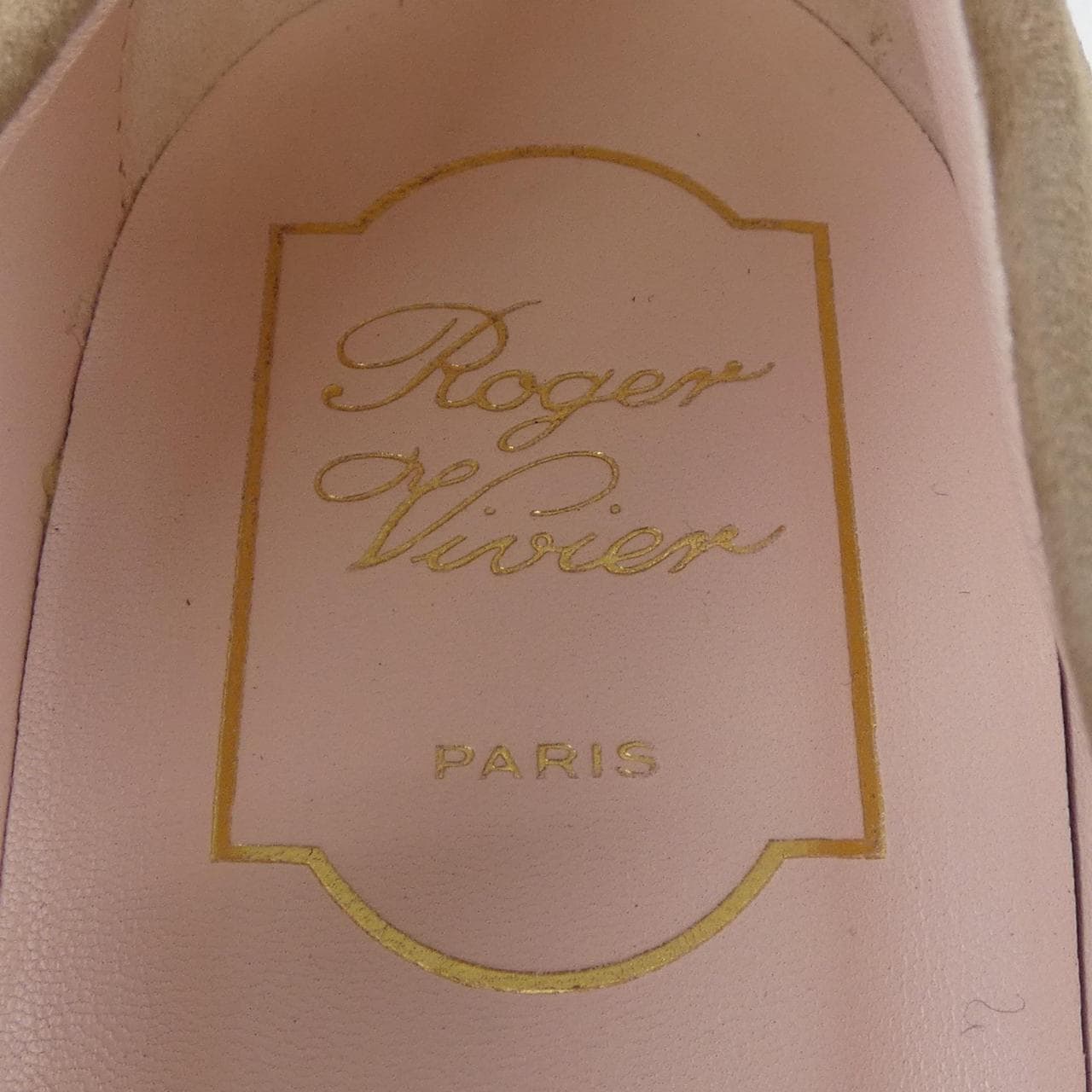 ロジェヴィヴィエ ROGER VIVIER シューズ