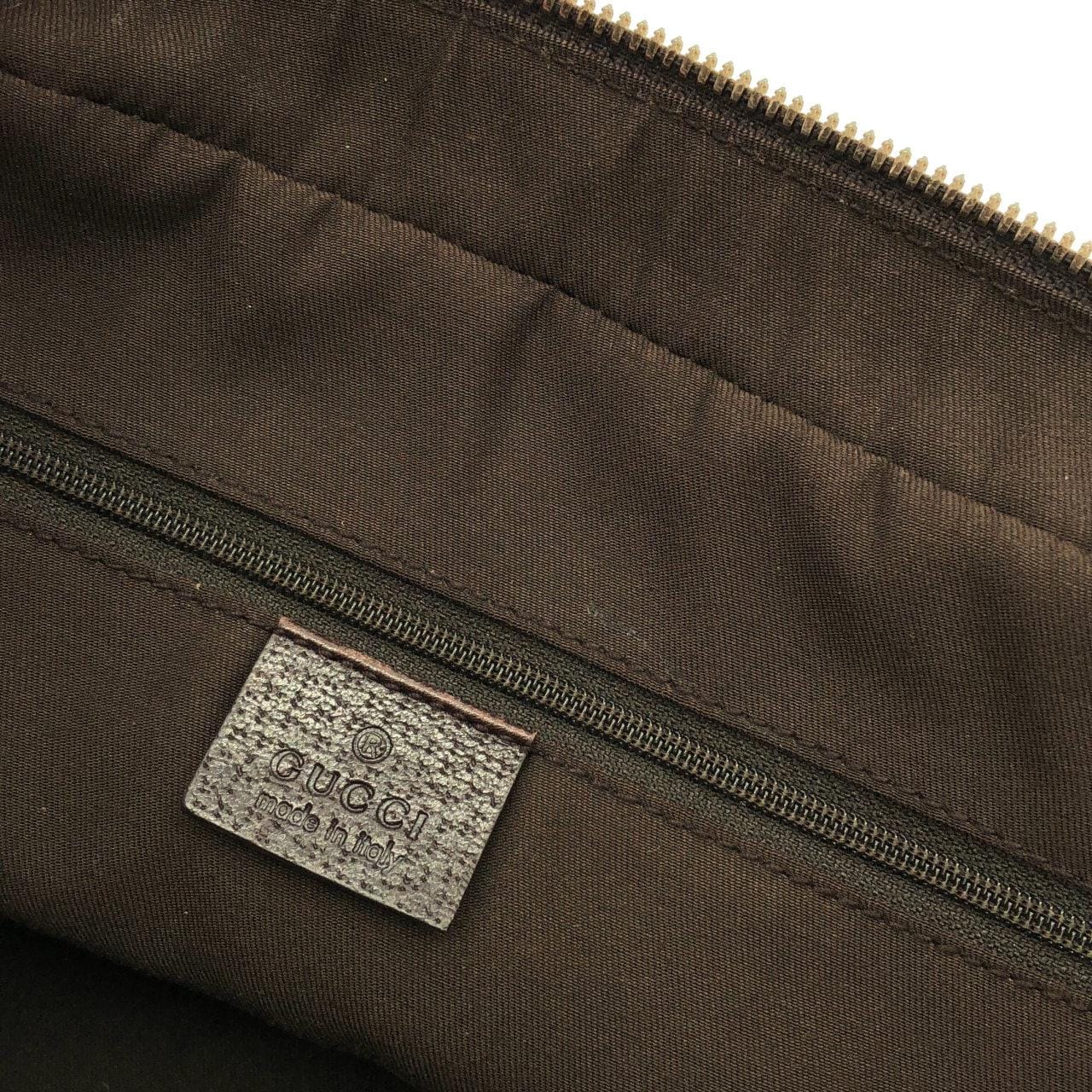 グッチ 161720 FCERG ショルダーバッグ