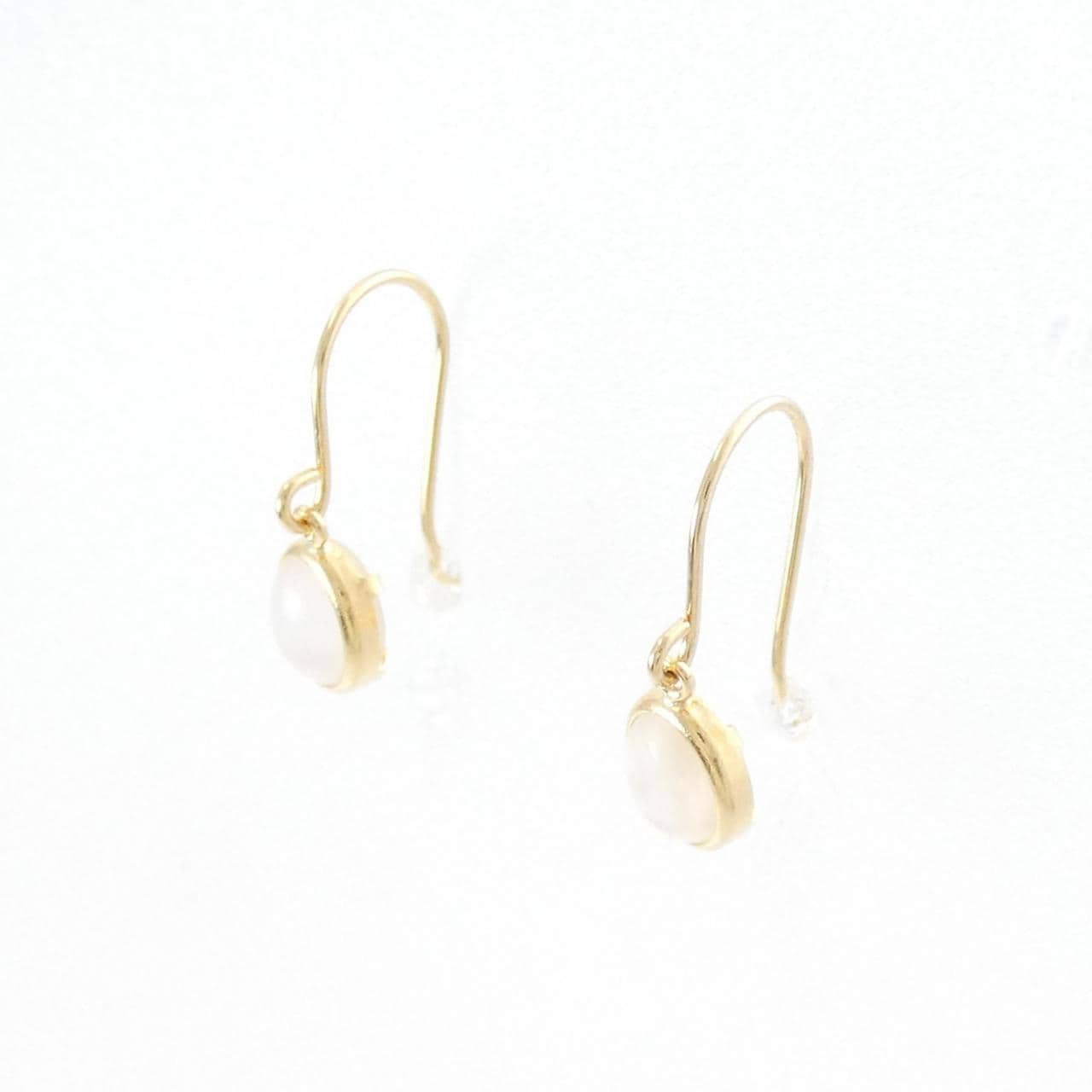 [BRAND NEW] K18YG Moonstone Earrings