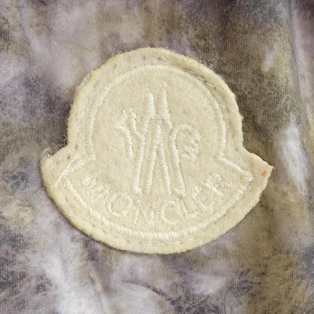 モンクレール MONCLER GREENSAND ダウンベスト