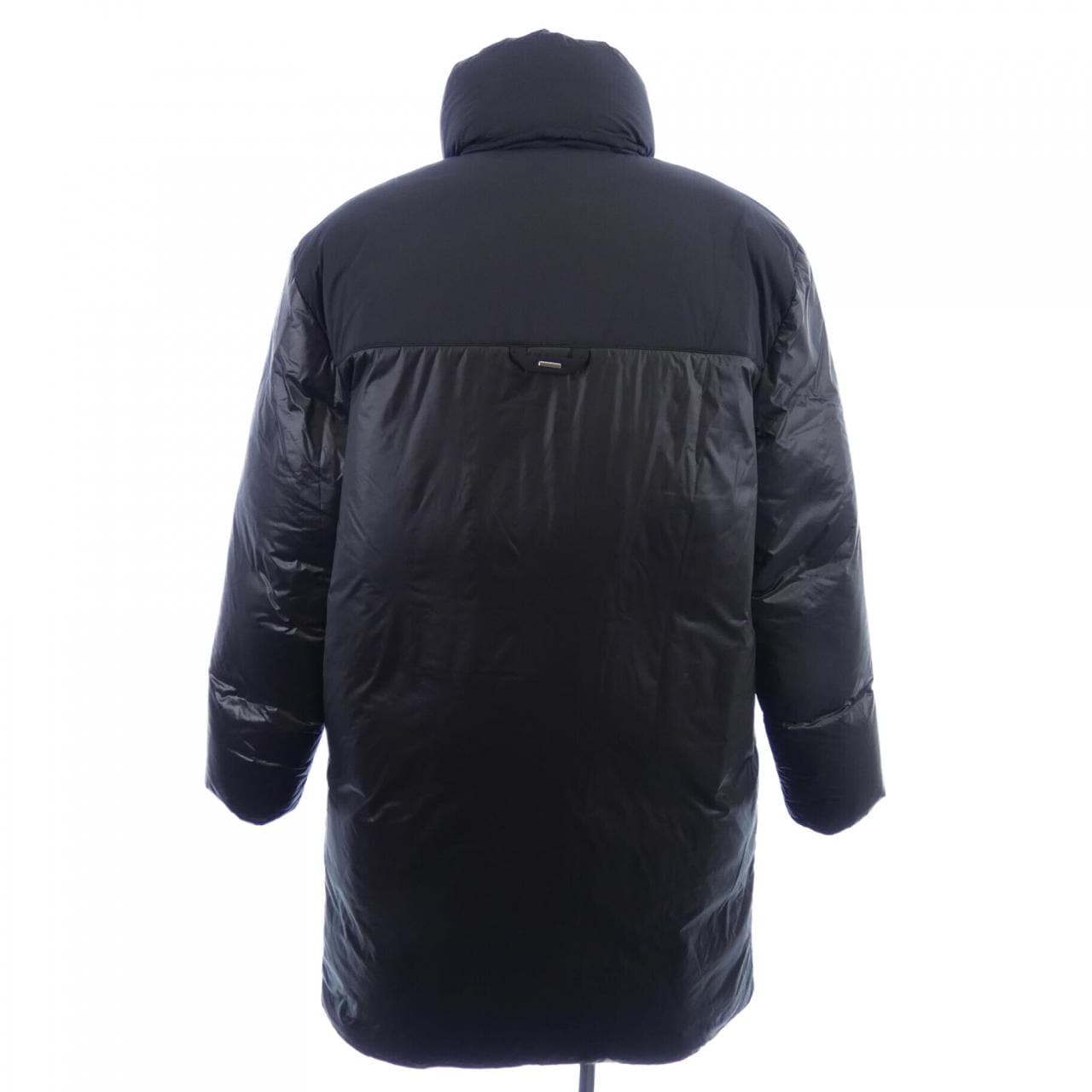 ルイヴィトン LOUIS VUITTON リバーシブルウインタリーダウンパーカ HOK50ETI4 ダウンコート