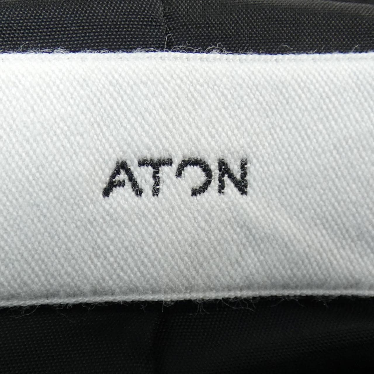 エイトン ATON コート