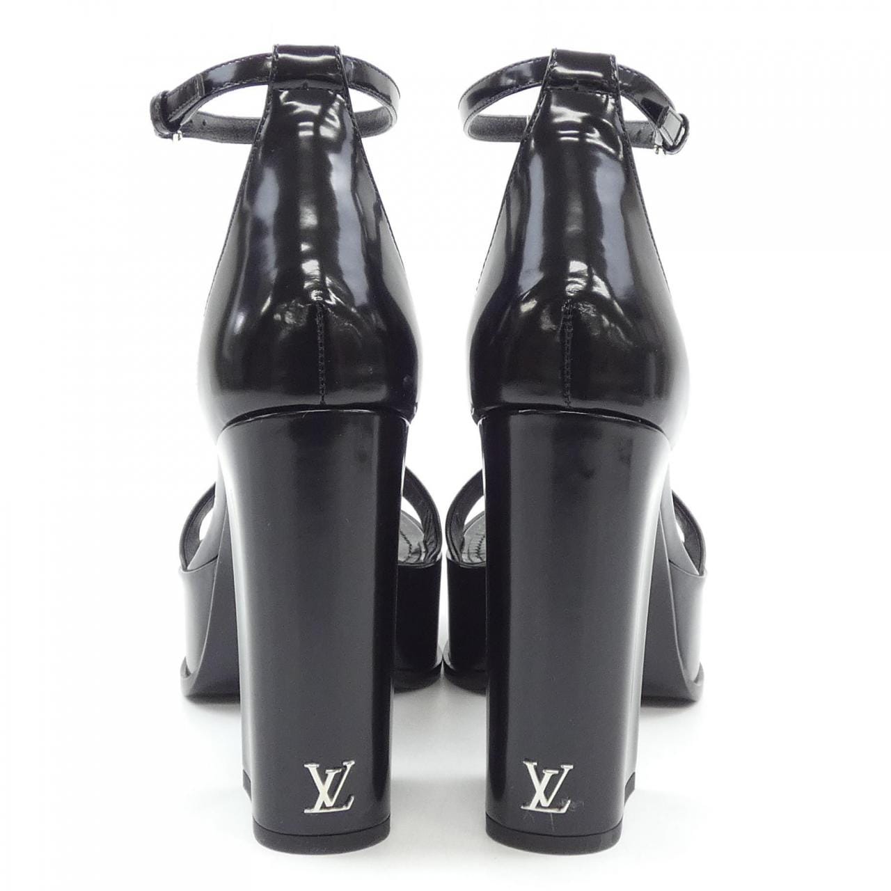 ルイヴィトン LOUIS VUITTON サンダル