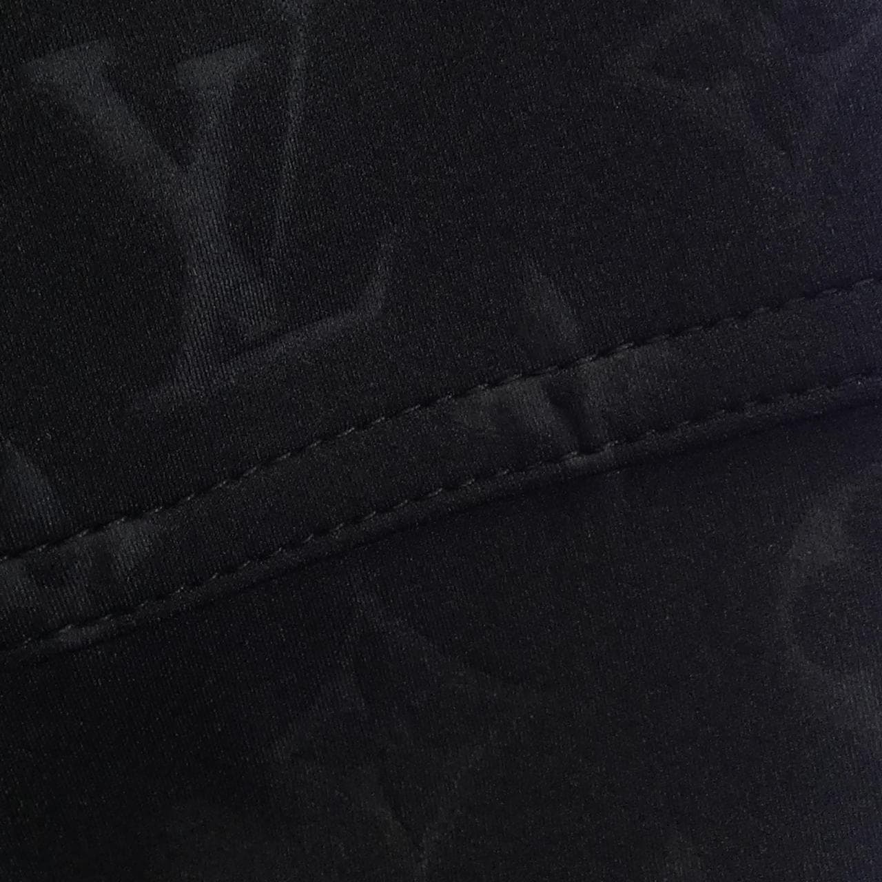 ルイヴィトン LOUIS VUITTON ブルゾン