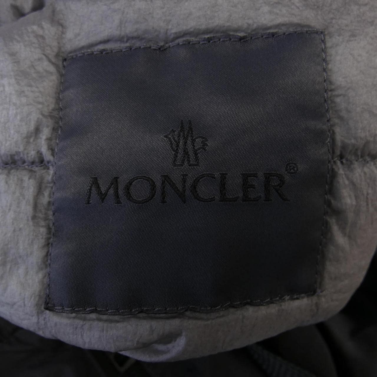 MONCLER蒙克勒羽絨服