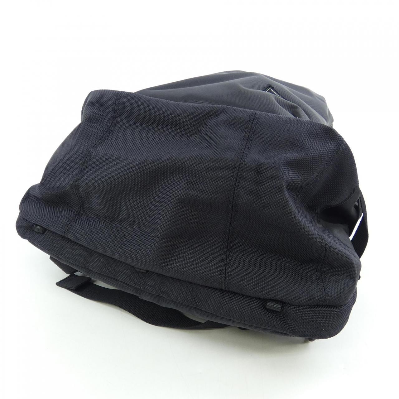 ポーター PORTER CUBIC EYE BACKPACK