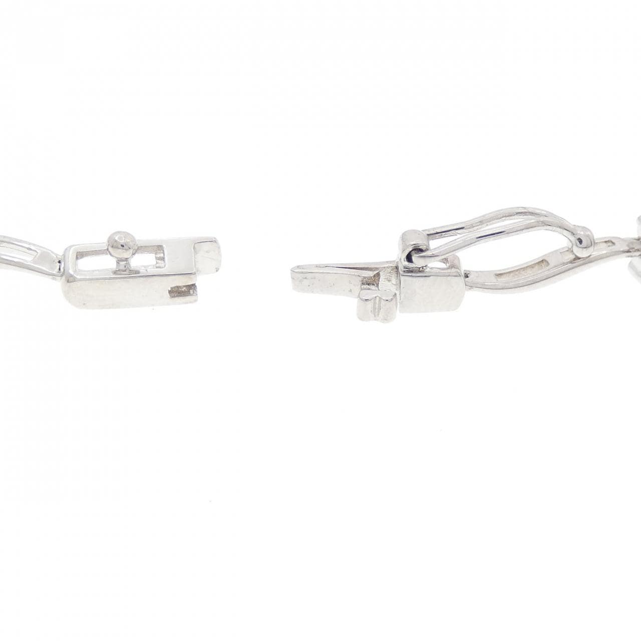 K18WG フラワー ダイヤモンド ブレスレット 0.50CT