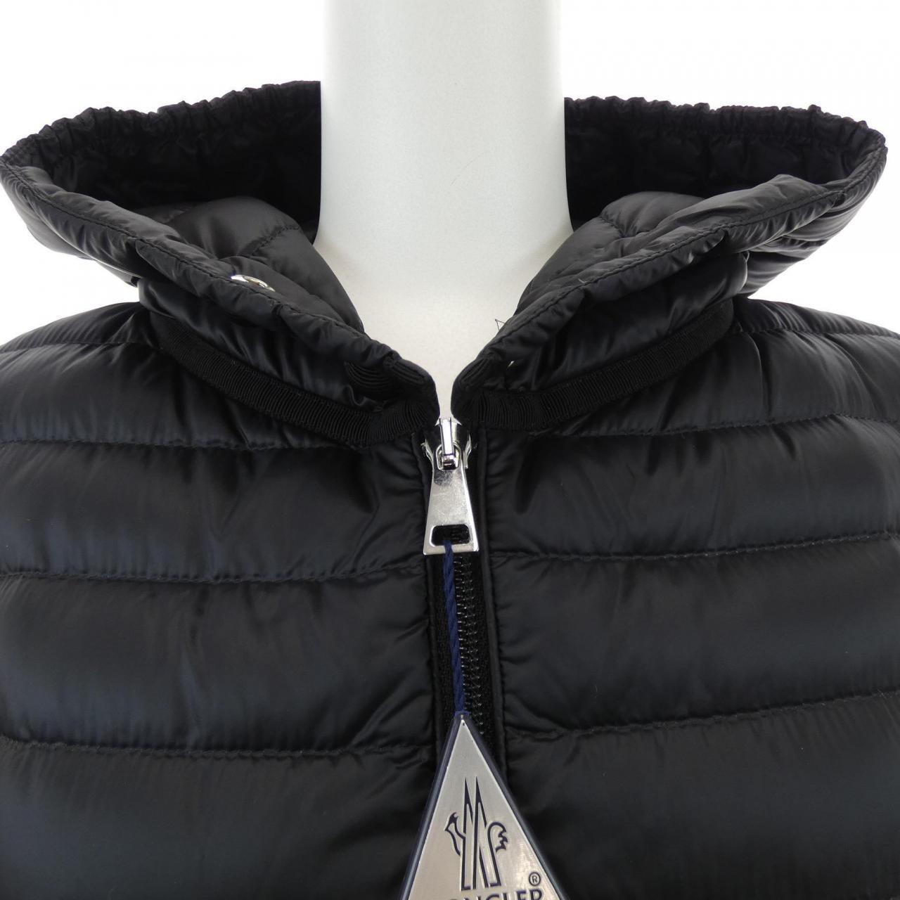 MONCLER BARBEL down coat
