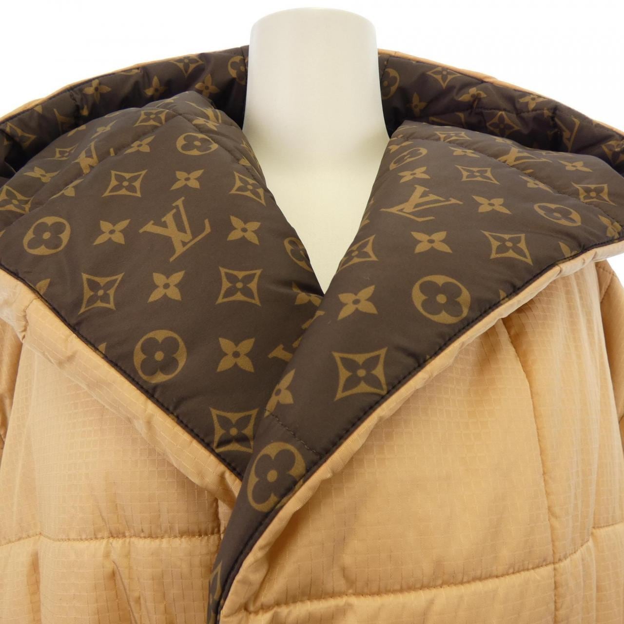 ルイヴィトン LOUIS VUITTON ショートピローパファーラップコート FNOW29E54 コート