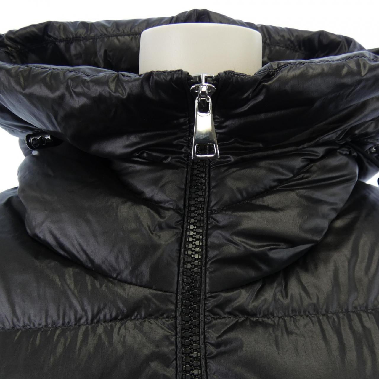 モンクレール MONCLER BIRON ダウンジャケット