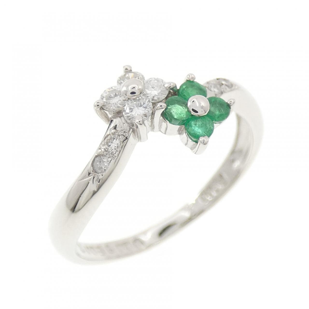 PT900 フラワー エメラルド リング 0.17CT