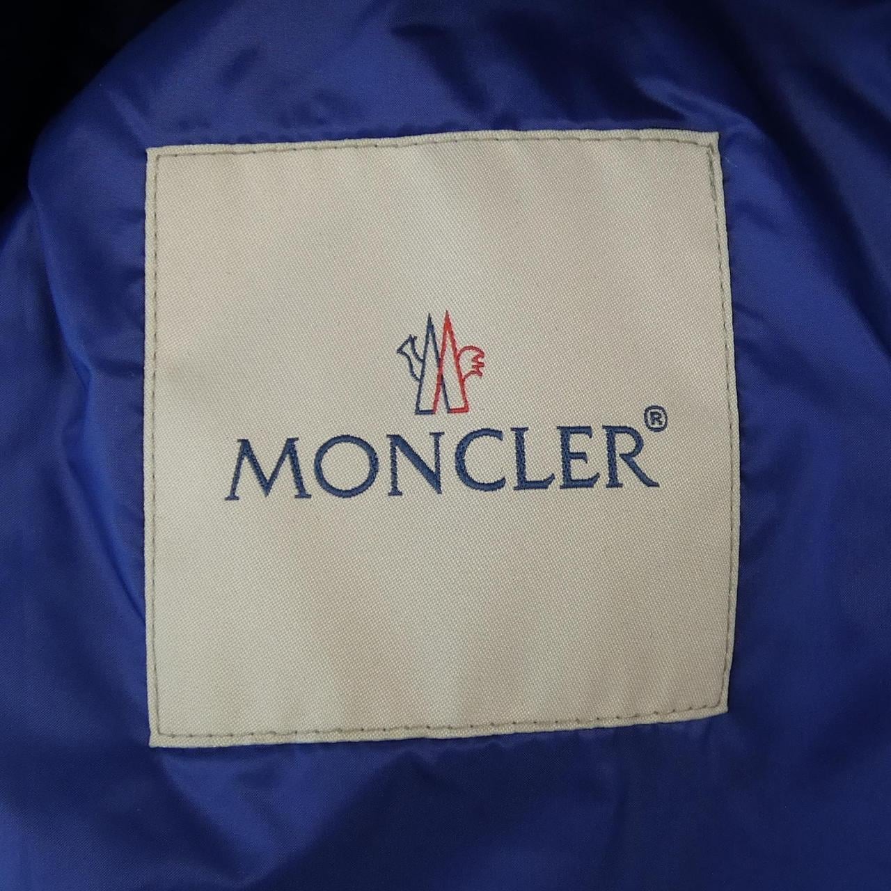 モンクレール MONCLER SEOUL ダウンジャケット