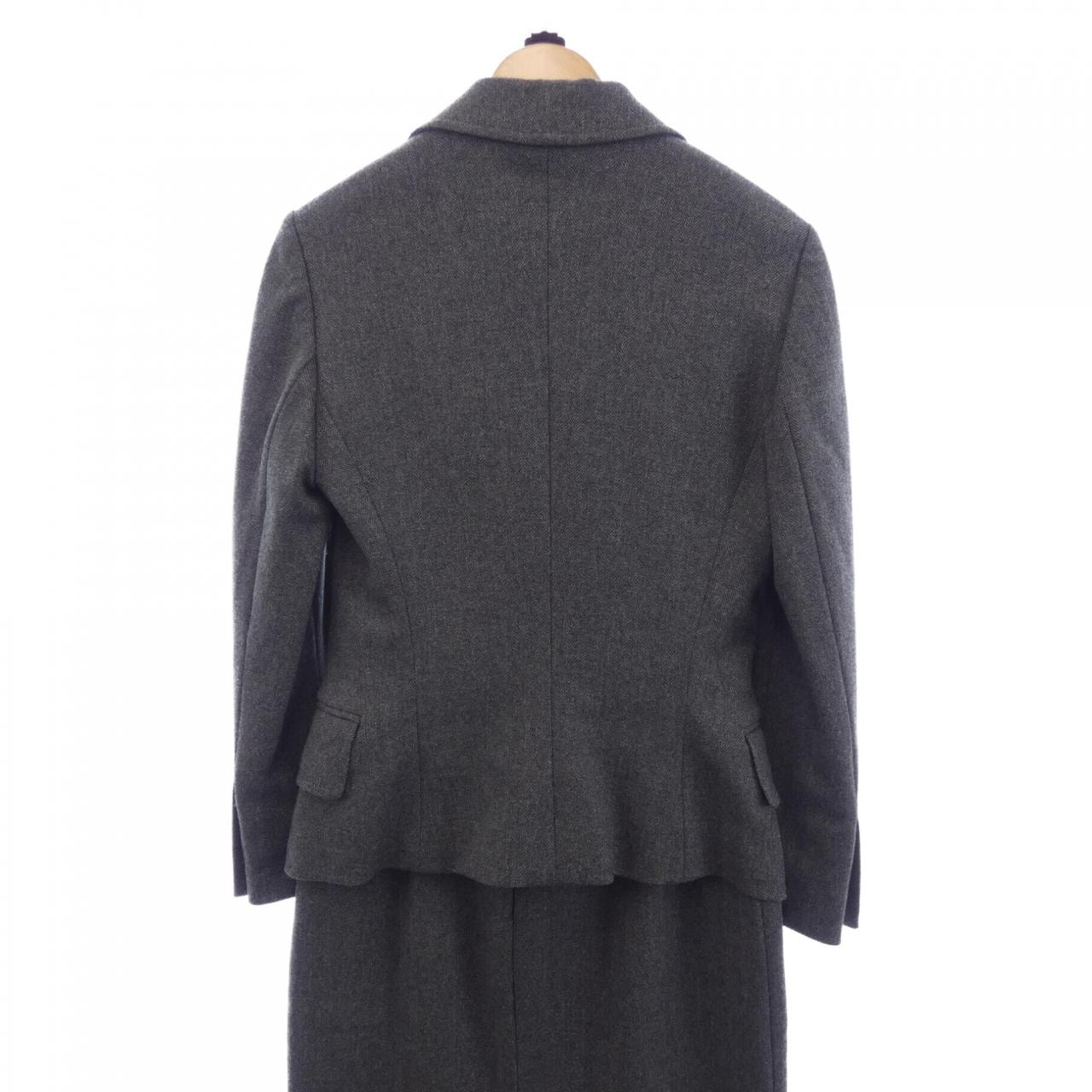 ドルチェアンドガッバーナ DOLCE&GABBANA Q1101T/FCCAK スーツ