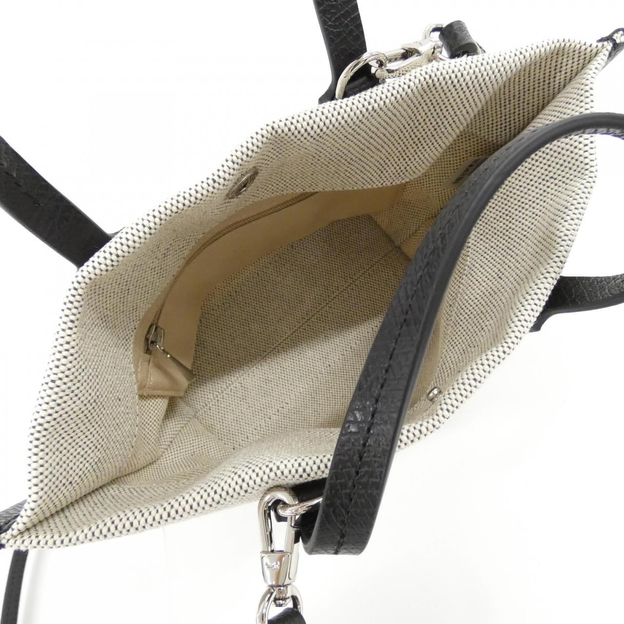 [BRAND NEW] Longchamp Essential XS 10259 HSG Bag